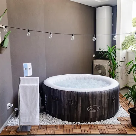 Apulialux Design - Relax, Spa E Free Parking Апартаменти *