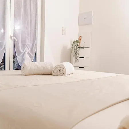 Apulialux Design - Relax, Spa E Free Parking Apartament Bari